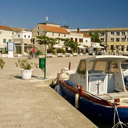 In 3837-3 Apartment Betina (Sibenik-Knin)