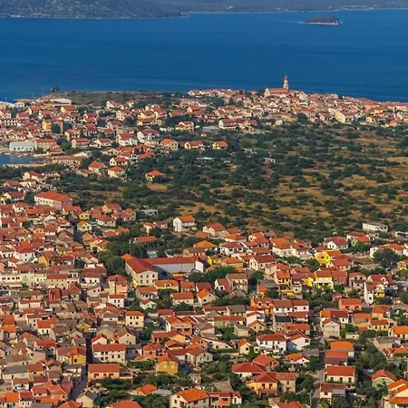 In 3837-3 Betina (Sibenik-Knin)