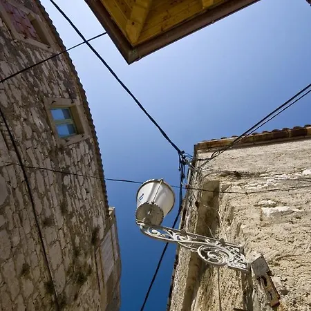 In 3837-3 * Betina (Sibenik-Knin)